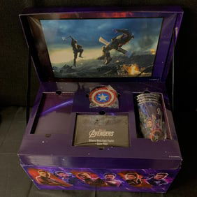 Avengers End Game Movie Club Box Exclusive Set