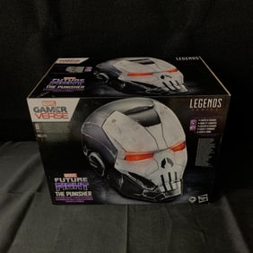 Punisher Future Fight Helmet Marvel Legends Replica NIB