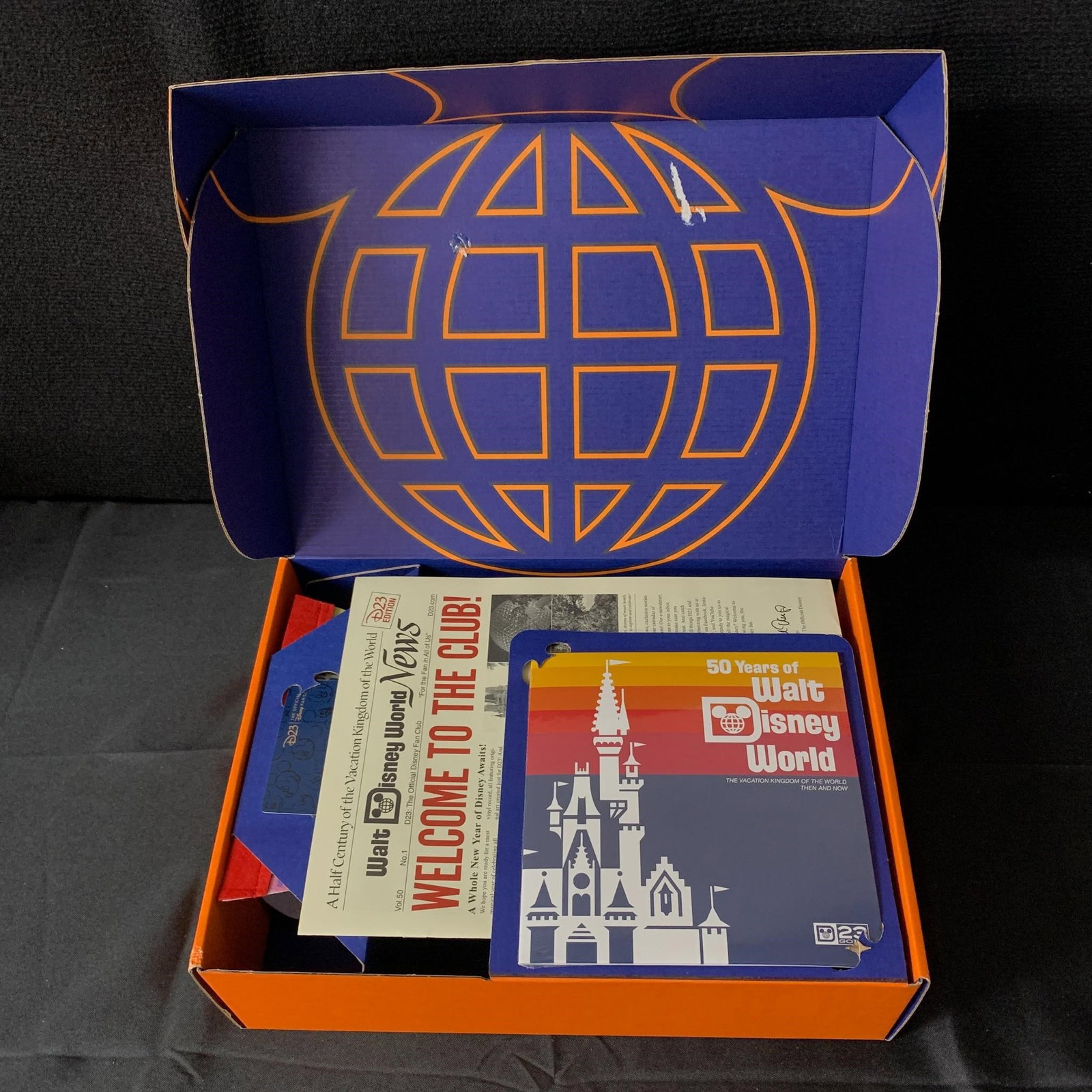 Disney World 50th Ann Fan Club Box: Limited to Walt Disney Fan Club Members. We are a veteran owned company. Please look at the pictures carefully to determine what you believe the condition of collectible is. We are currently accepting