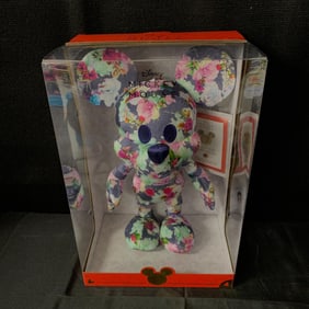 Flower Power Mickey NIB Special Edition Amazon Exclusive Designer Plush
