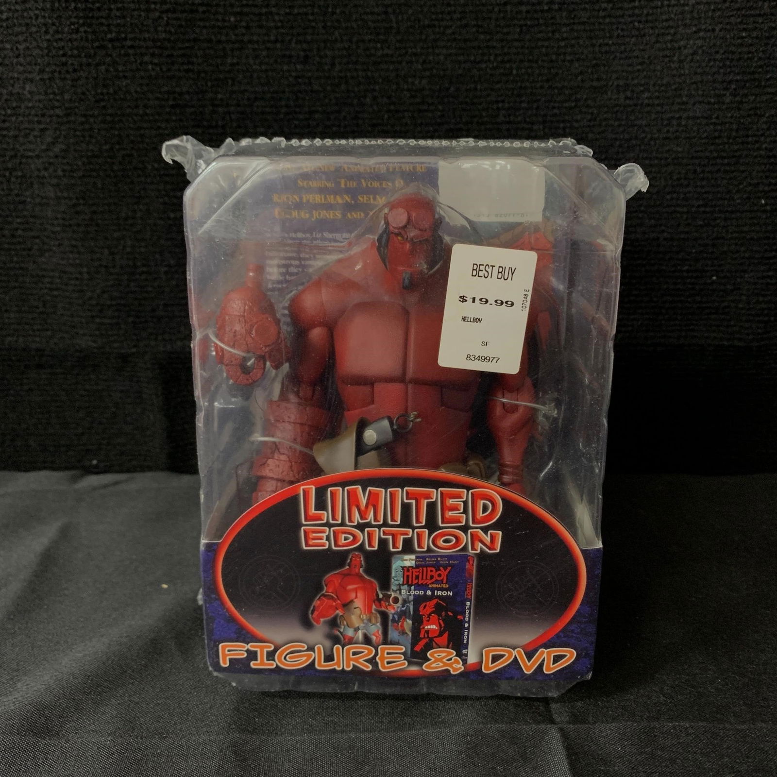 Hell Boy Lim Ed Action Fig NIB (1 of 3)