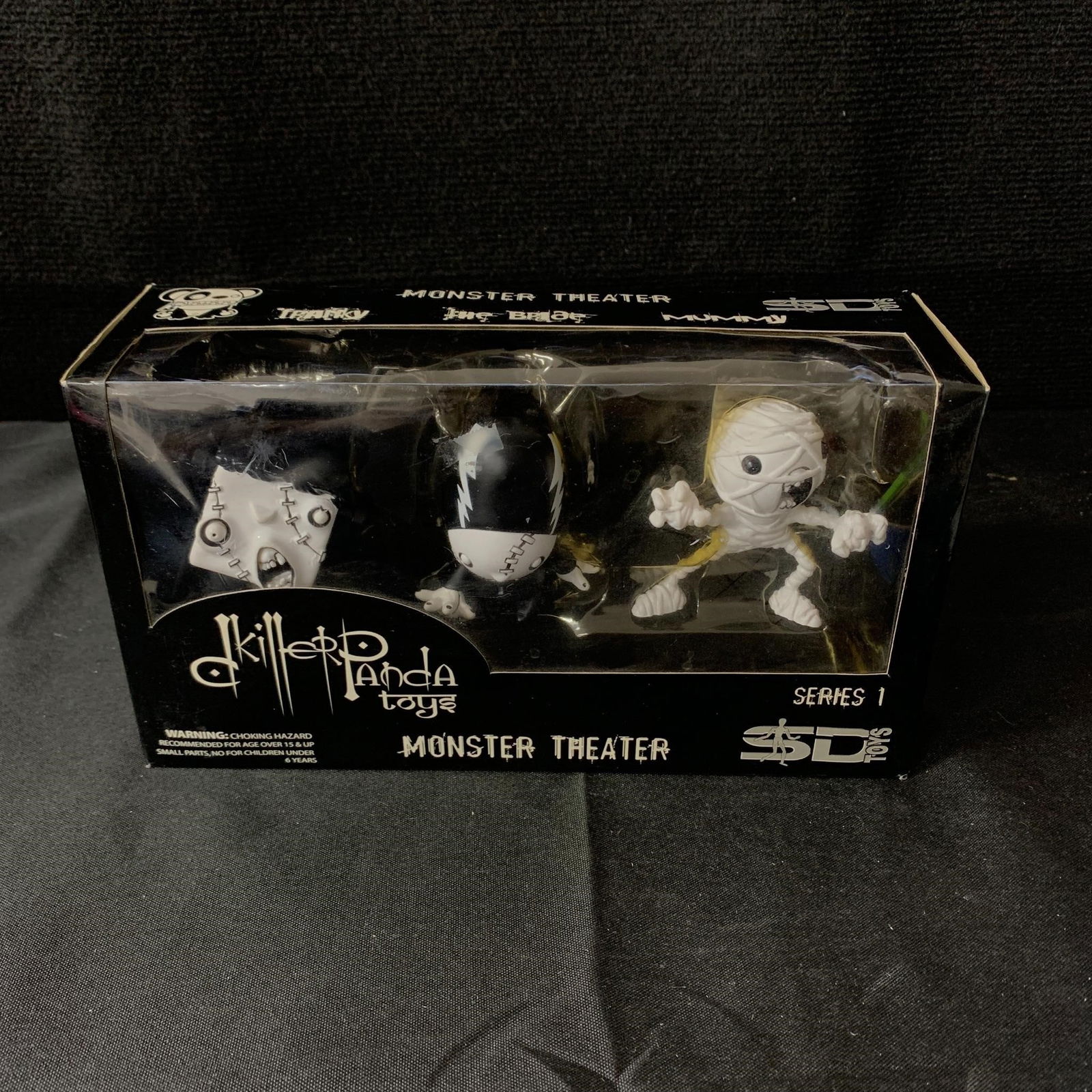 Killer Panda Toys NIB: Killer Panda Toys. Monster Theater Series One Action Figures. NIB. We are a veteran owned company. Please look at the pictures carefully to determine what you believe the condition of collectible is.