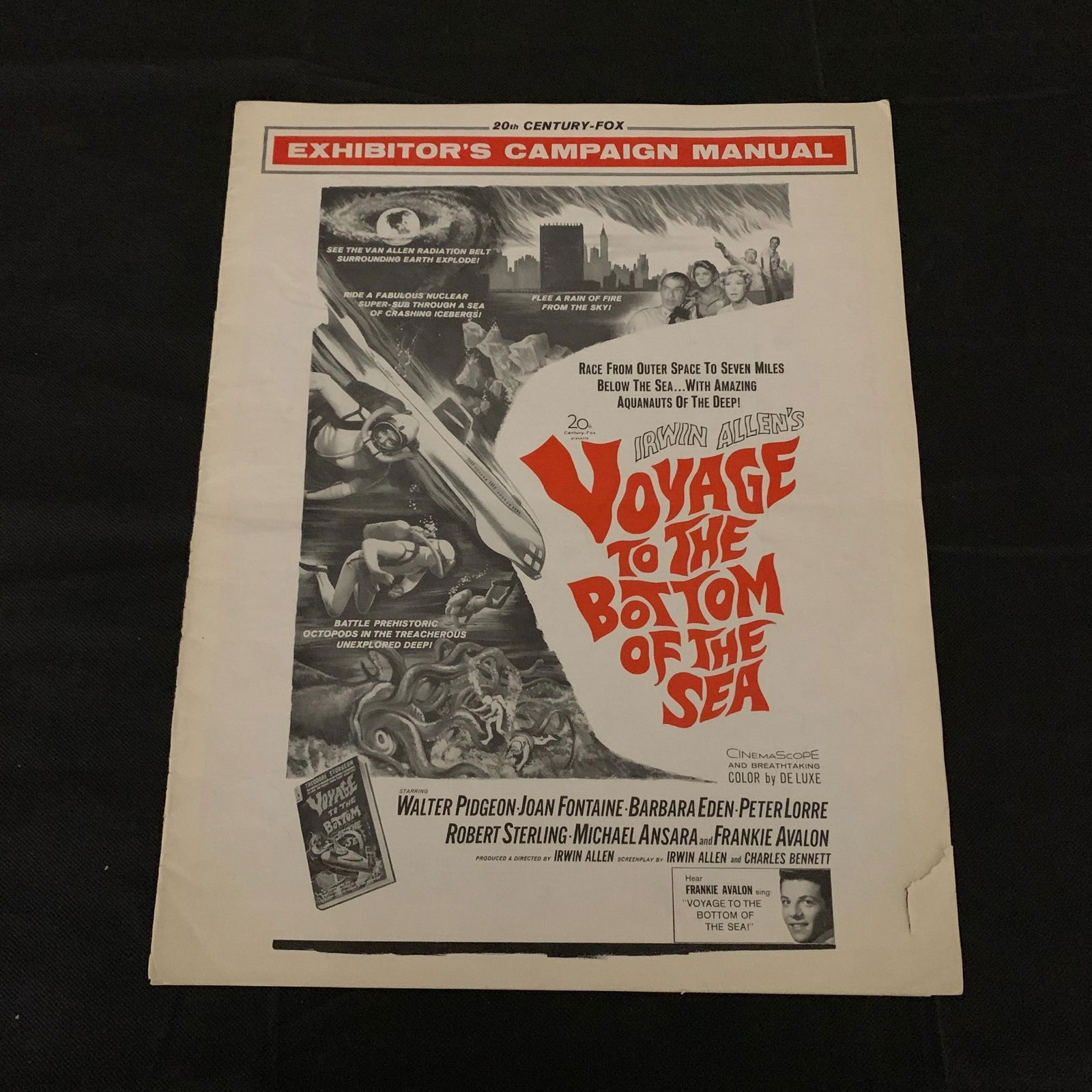 Voyage to the Bottom of the Sea Pressbook (1 of 5)