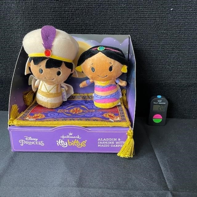 Alladin & Jasmine W/Carpet Itty Bittys Hallmark Exclusive NIB: We are a veteran owned company. Please look at the pictures carefully to determine what you believe the condition of collectible is. We are currently accepting consignments. Email us a aeronhouse1994@