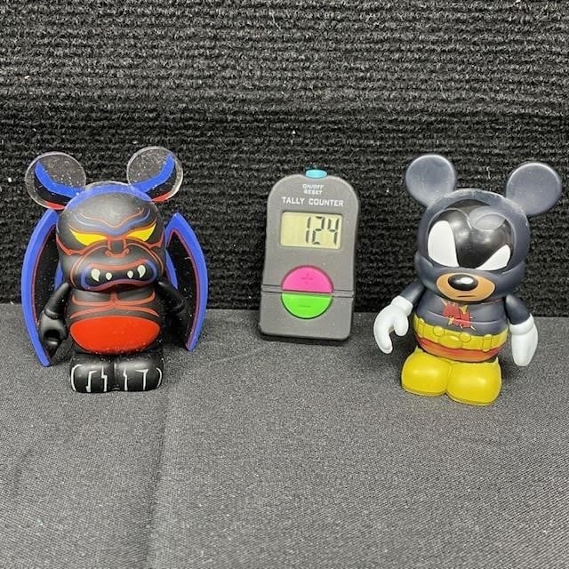 Batman Disney Ears + Vinylmation: We are a veteran owned company. Please look at the pictures carefully to determine what you believe the condition of collectible is. We are currently accepting consignments. Email us a aeronhouse1994@
