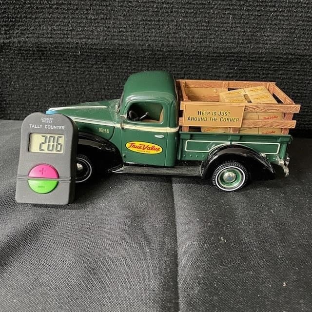 1940 Ford Pick-Up Truck Diecast Model (1 of 2)