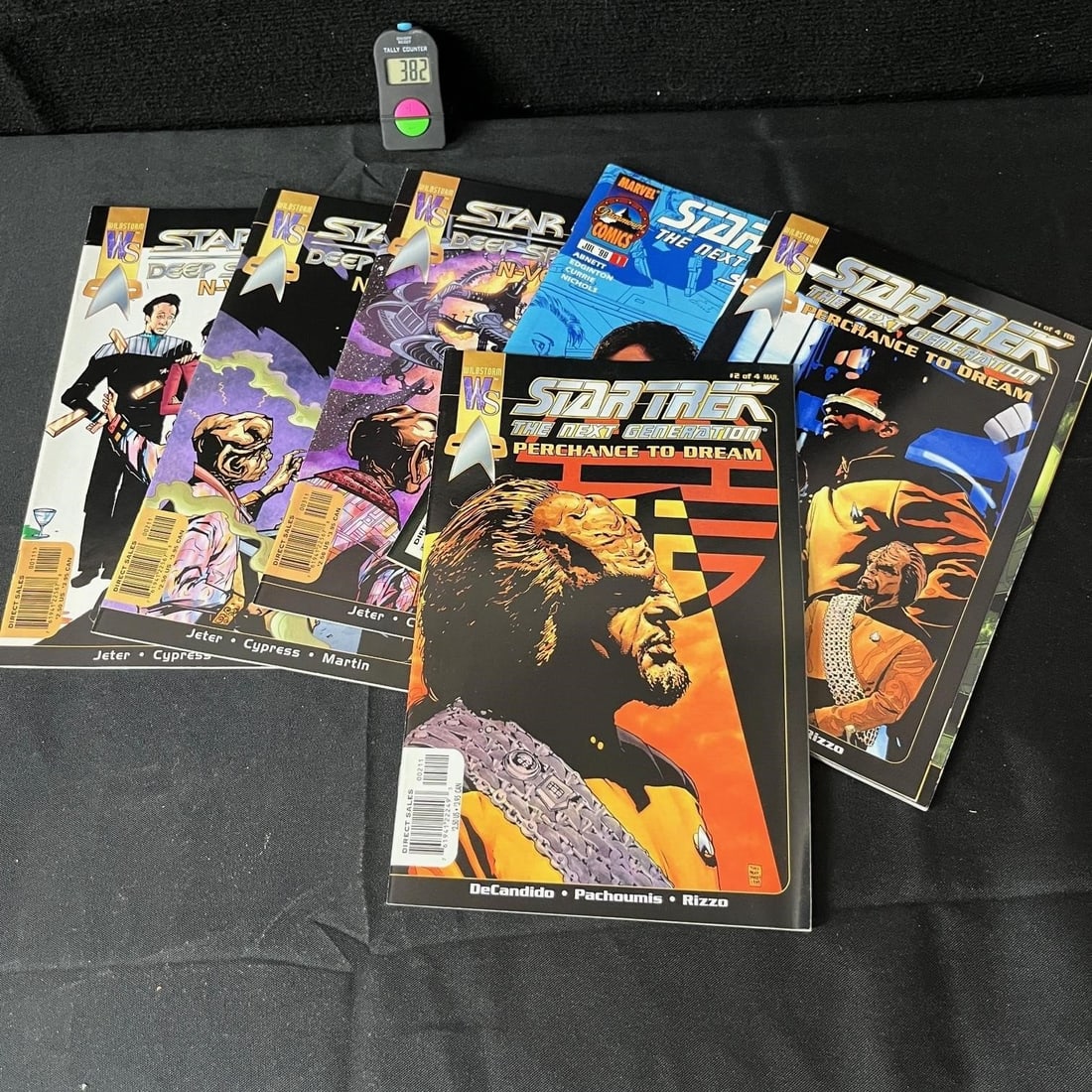 Star Trek Next Generation Comic Lot (1 of 1)