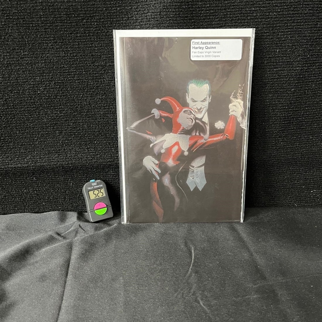 Harley Quinn Fan Expo Virgin Variant #/3000: We are a veteran owned company. Please look at the pictures carefully to determine what you believe the condition of collectible is. We are currently accepting consignments. Email us a aeronhouse1994@