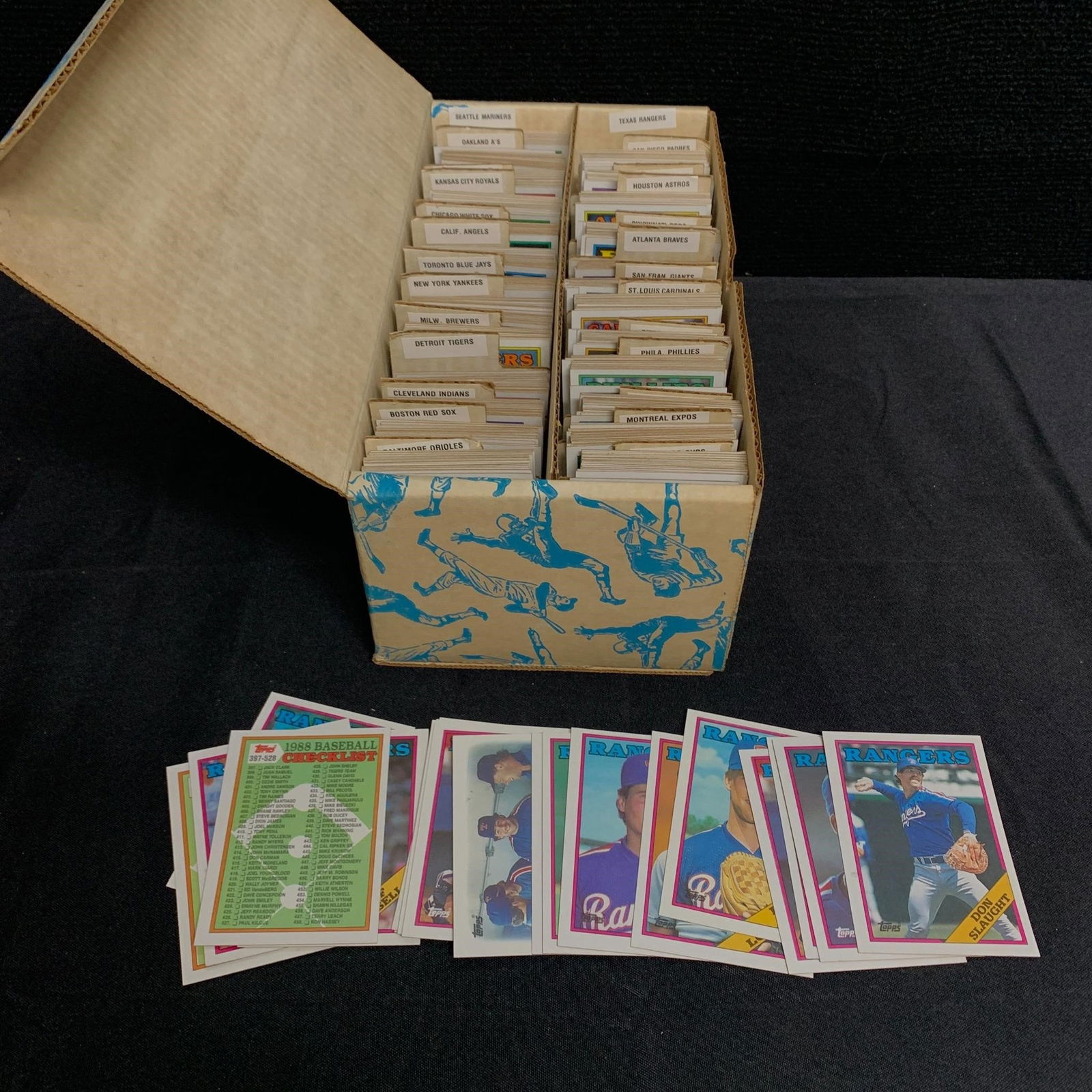 1988 Topps Baseball Card Set (1 of 4)