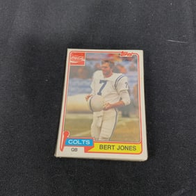 Sealed 1981 Topps Colts Football Cards