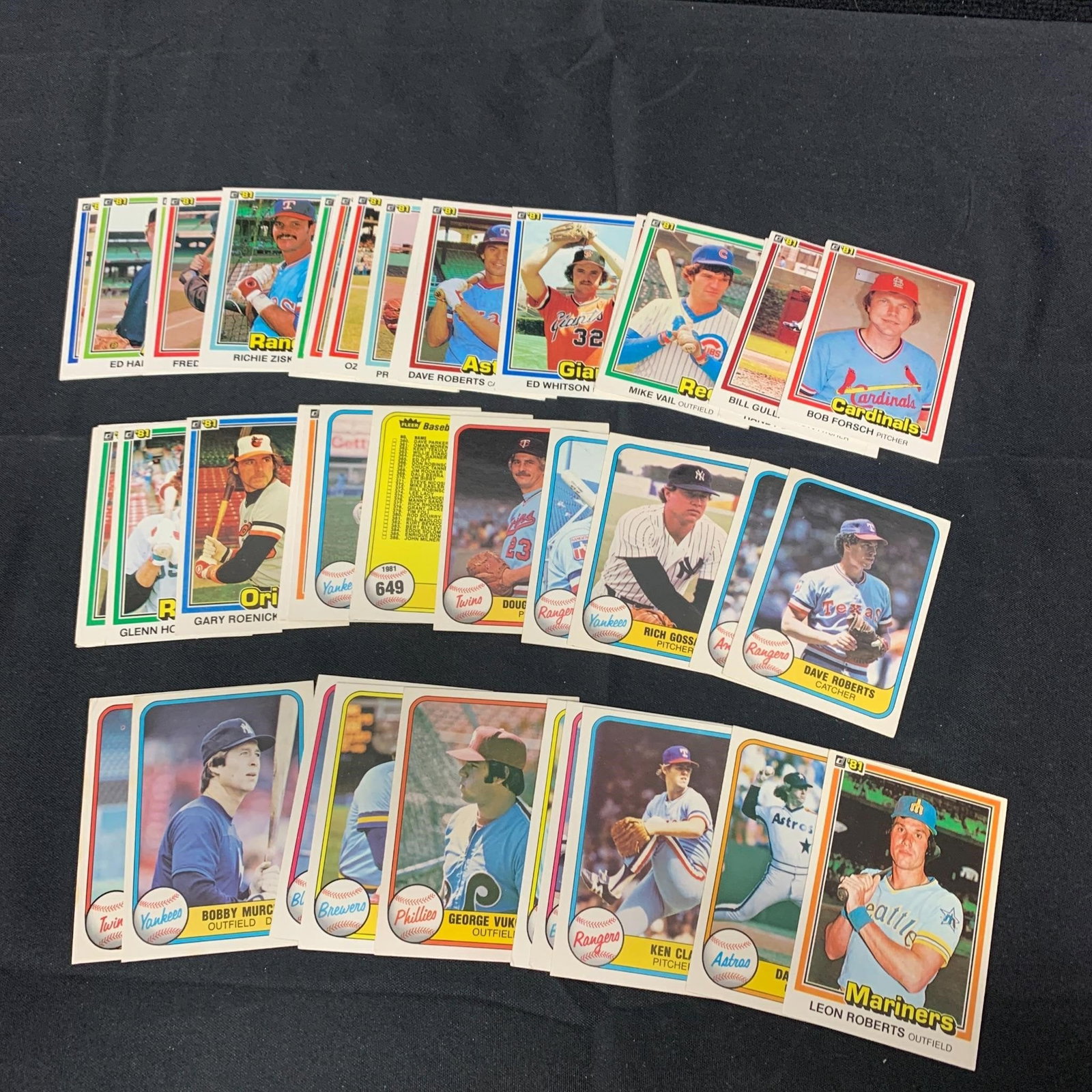 1981 Baseball Cards, Fleer, Donruss: We are a veteran owned company. Please look at the pictures carefully to determine what you believe the condition of collectible is. We are currently accepting consignments. Email us a aeronhouse1994@