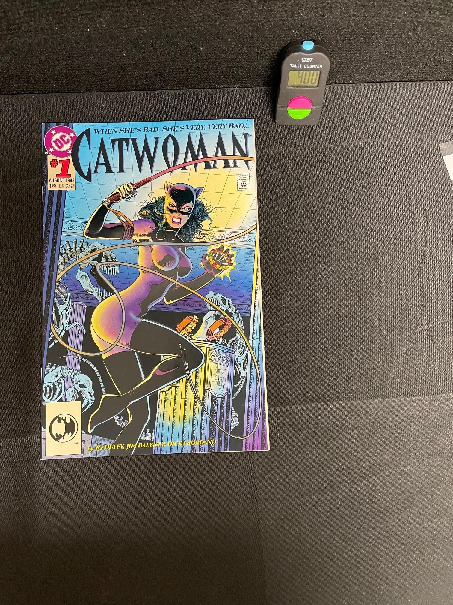Catwoman 1 DC Copper Age Comic (1 of 2)