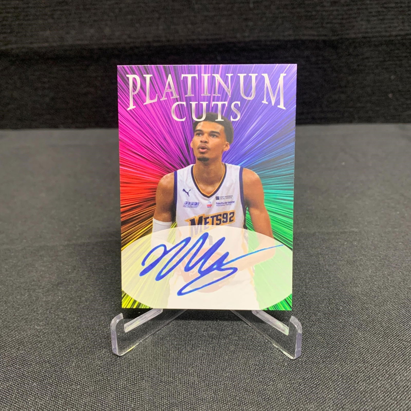 Victor Wembanyama Platinum Cuts LE 1,000 (1 of 2)