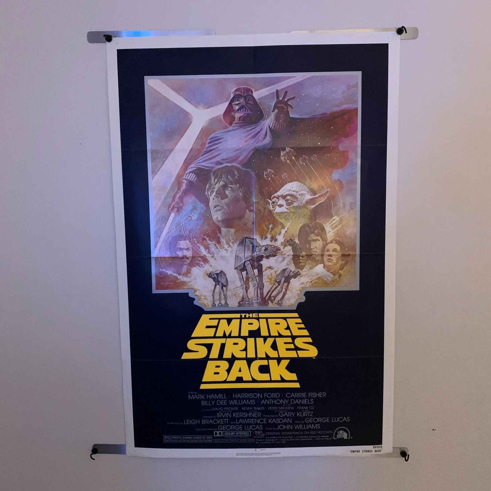 The Empire Strikes Back Movie Poster R81 (1 of 2)