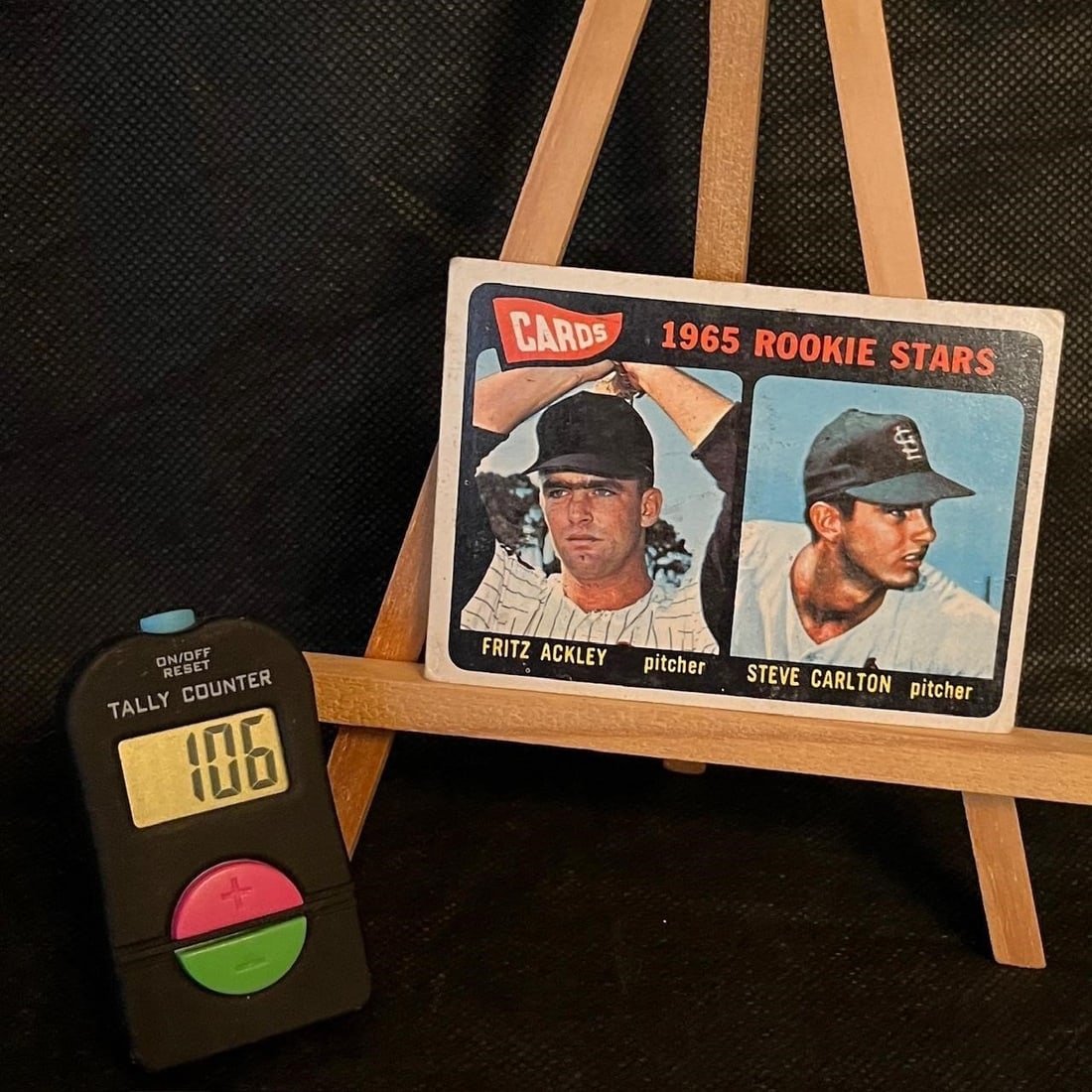 Steve Carlton 1965 Topps Baseball RC 477 (1 of 2)