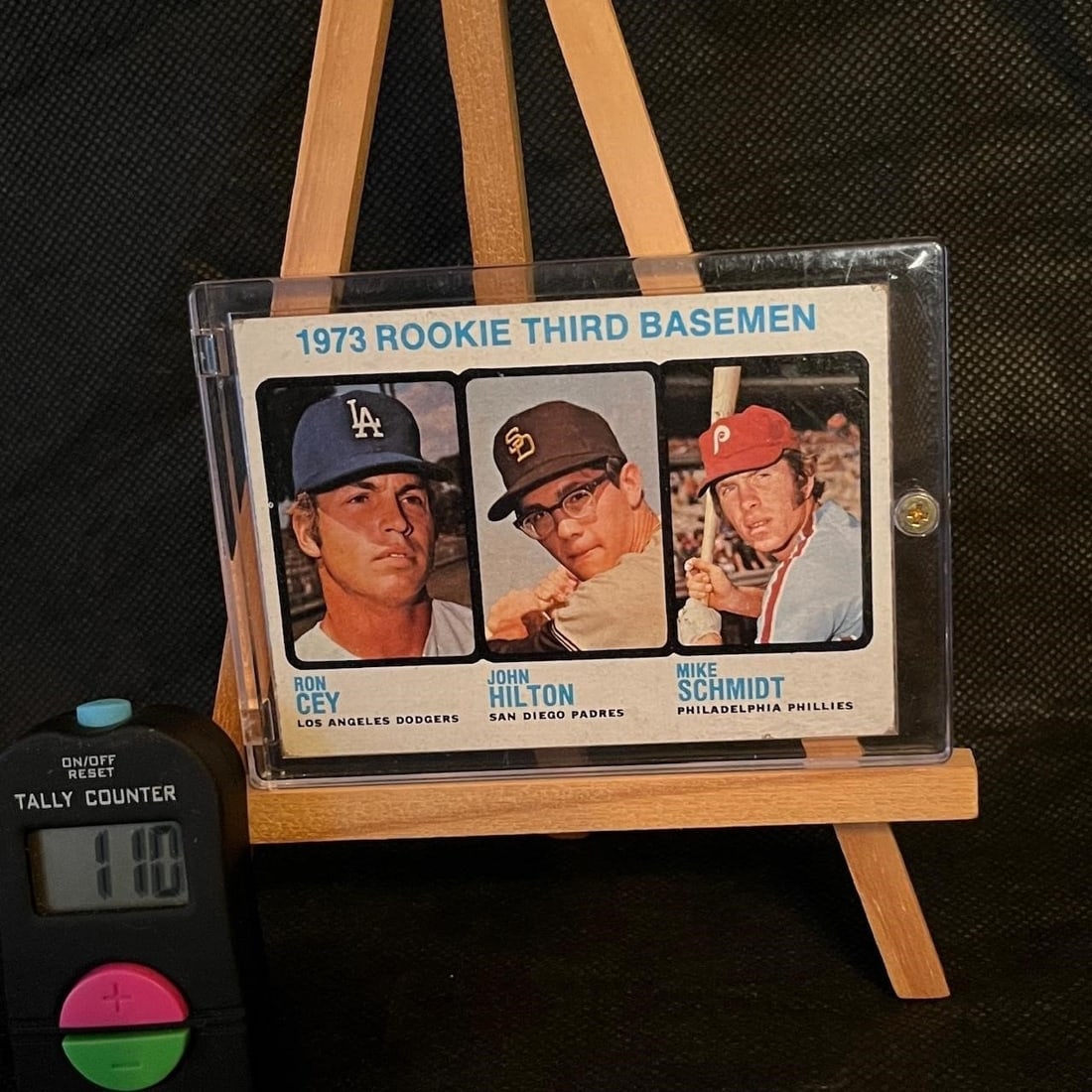 Mike Schmidt 1973 Topps Baseball Rookie Card 615 (1 of 2)