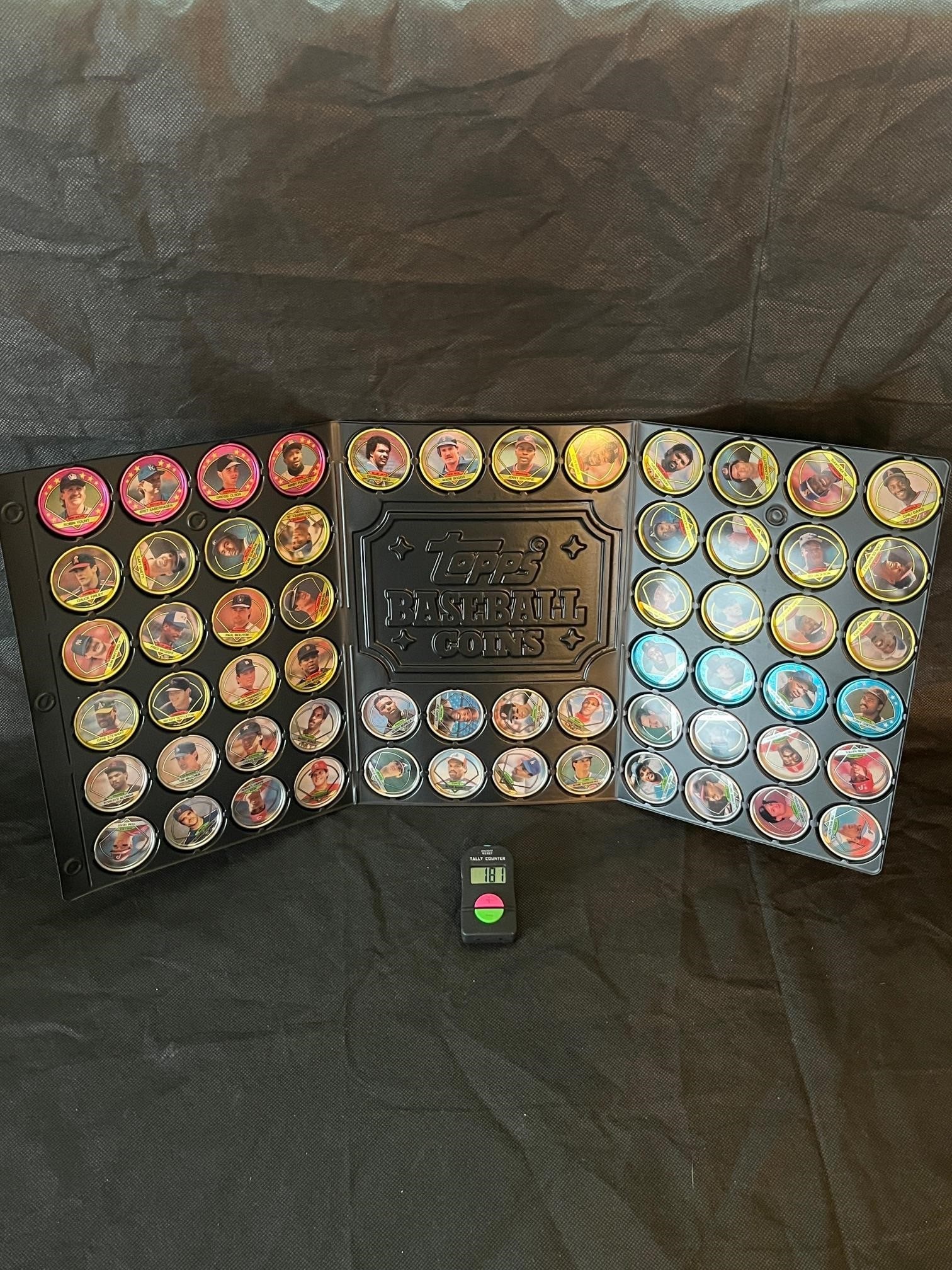1990 Topps Baseball Coin Set in Display Holder (1 of 5)