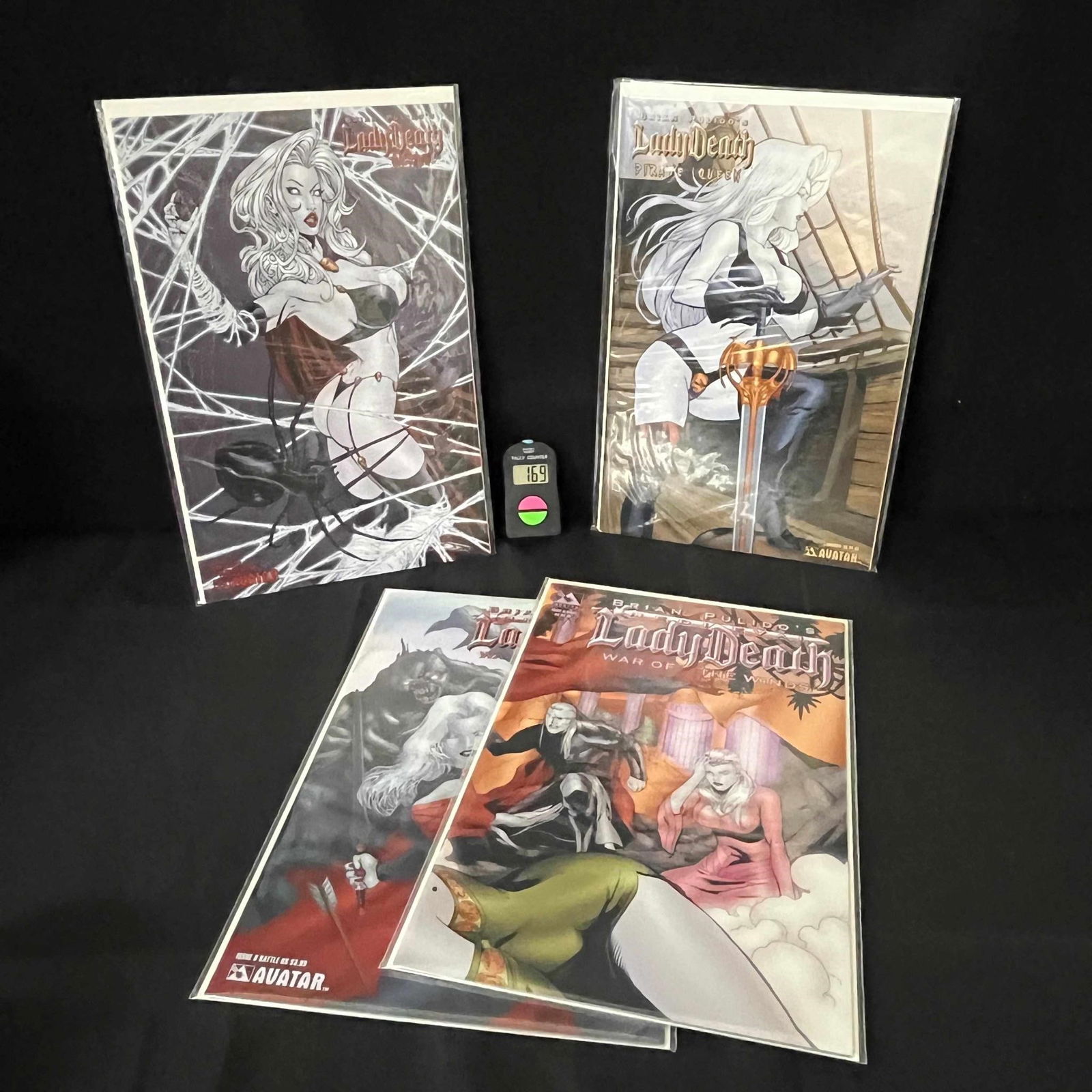Lady Death Pirate Queen w/ LE #'d 1000 Comic Lot (1 of 1)