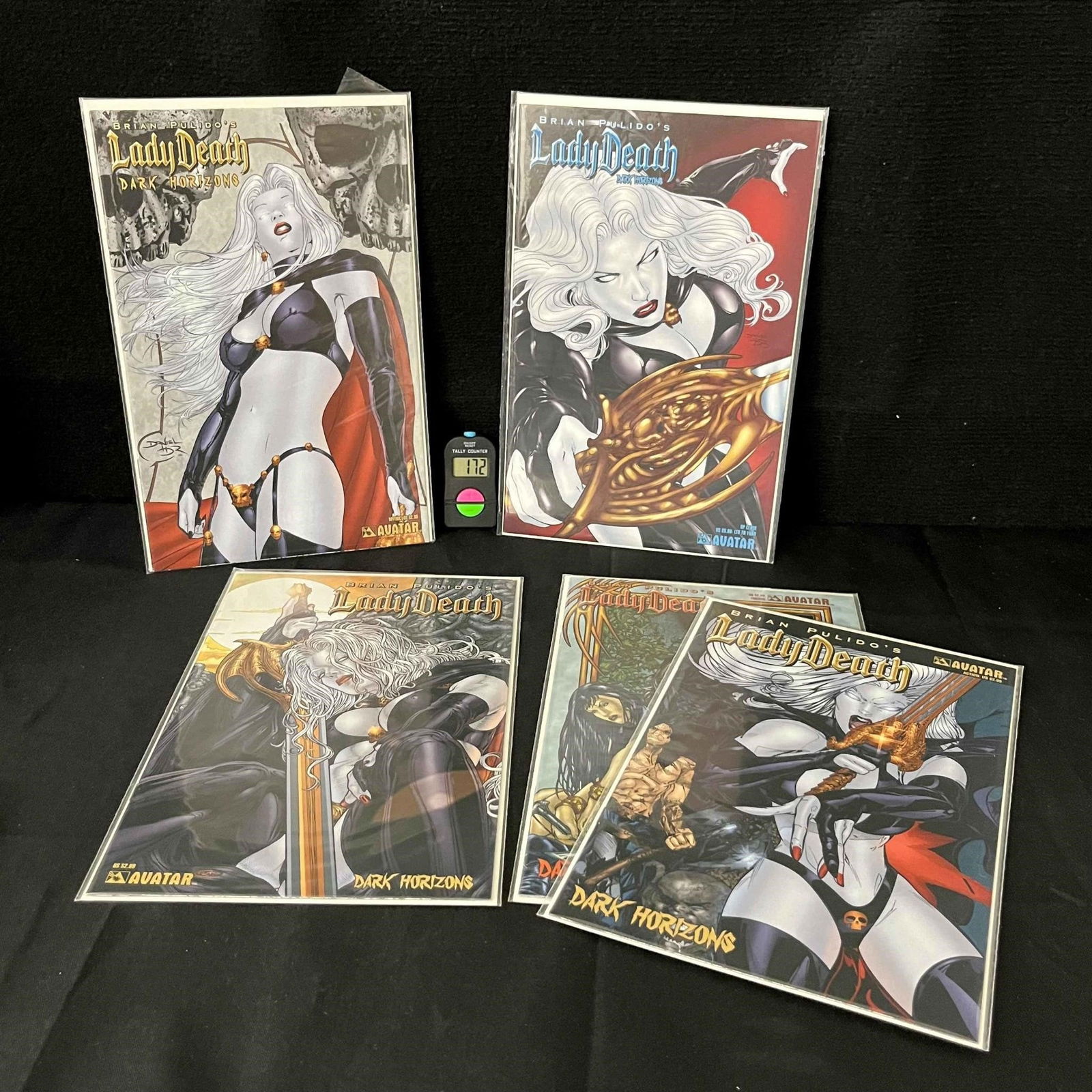 Lady Dark Horizons w LTD 1000 Comic Lot (1 of 2)