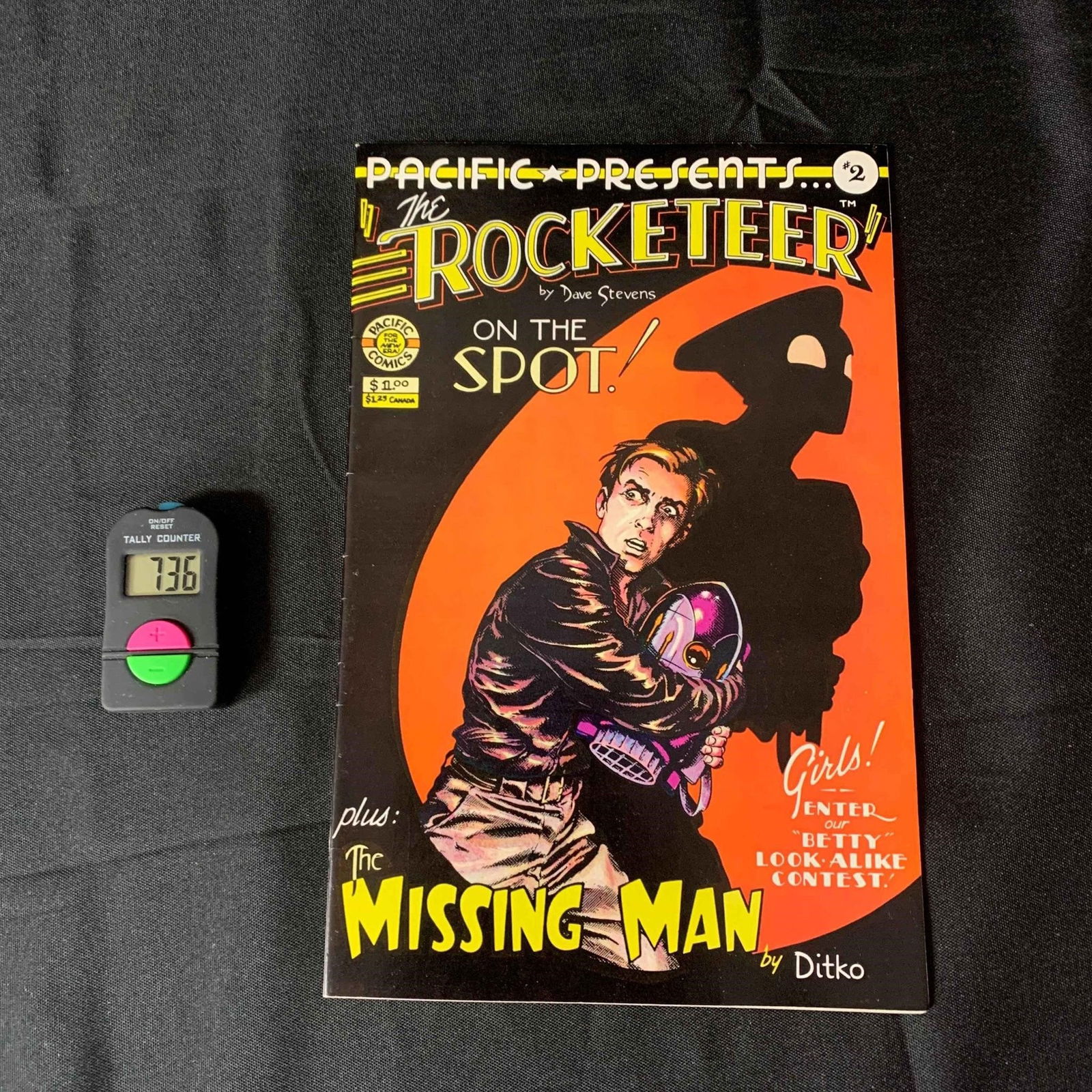 Pacific Presents 2 Rocketeer Dave Stevens Art (1 of 1)