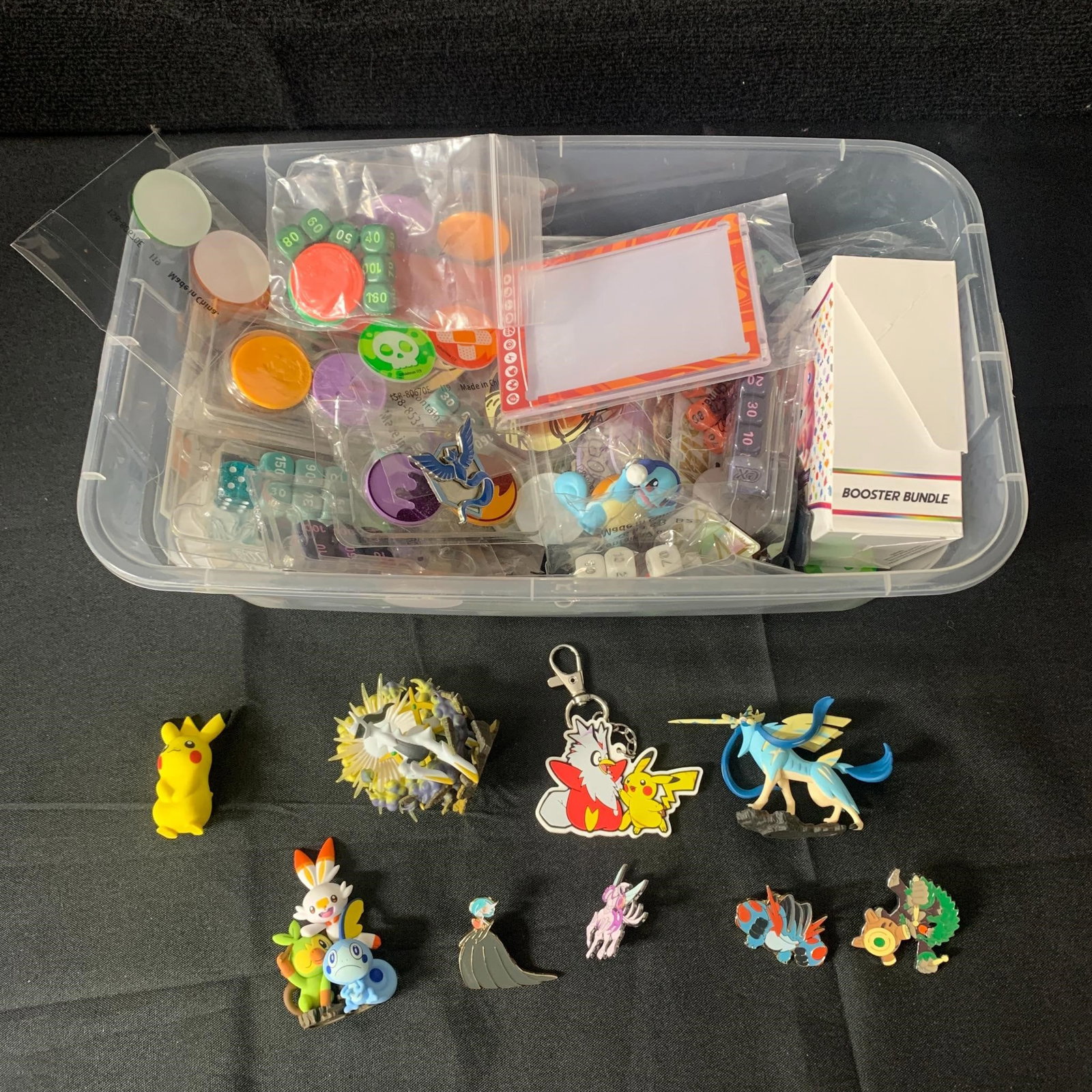 Pokemon pins, figures, accessories (1 of 1)