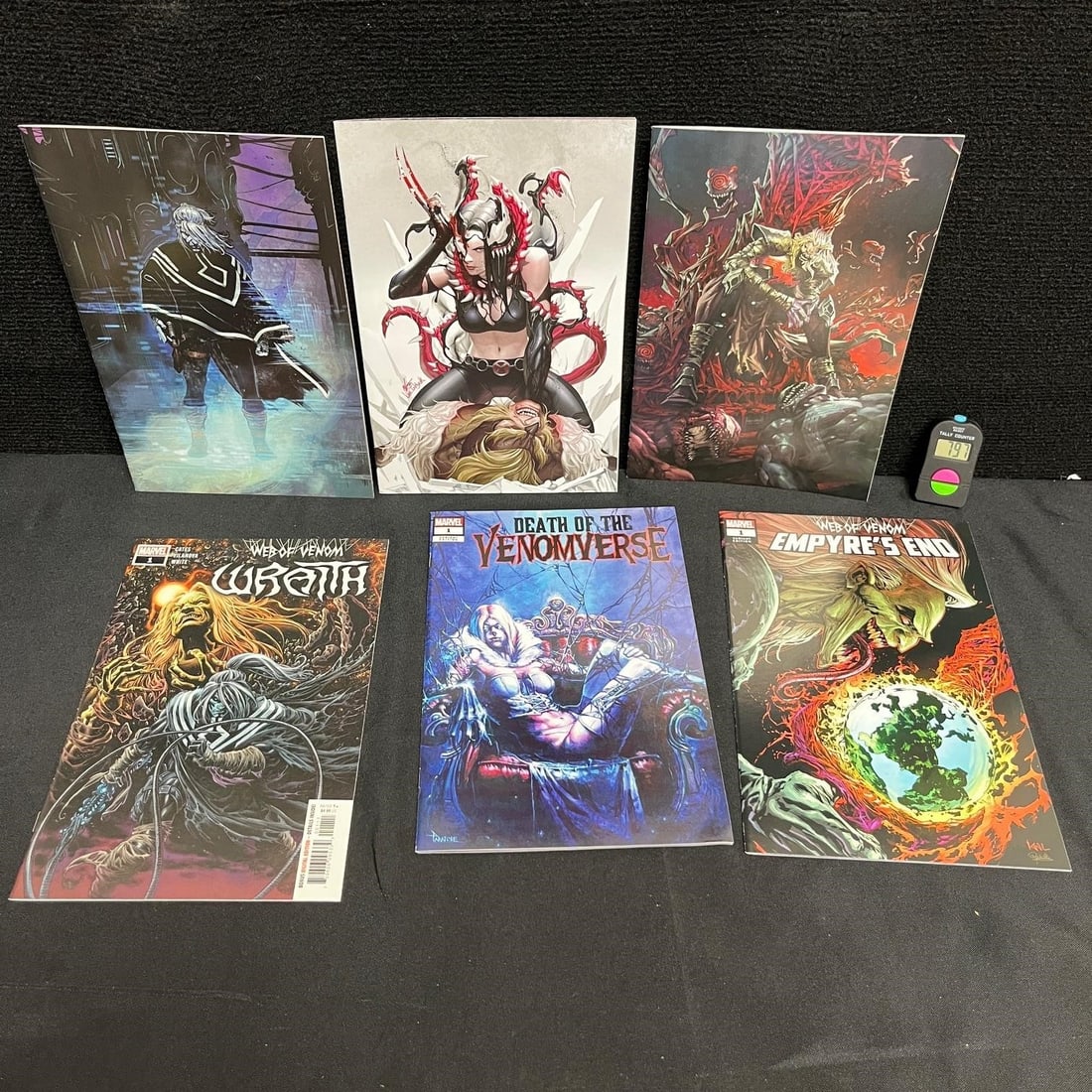 Group of Venom Modern Comics w/LE Variant Covers (1 of 2)