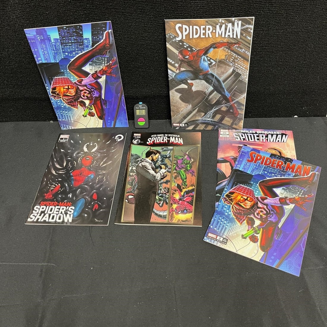 Spider-man Modern Comics w/LE Variant Covers (1 of 2)