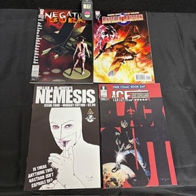 Group of Modern Comics w/DC & Indy Horror