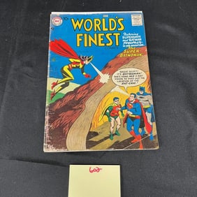 World's Finest 90 3rd app Batwomen DC Key