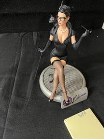 Catwoman DC Bombshells Statue #313/5200