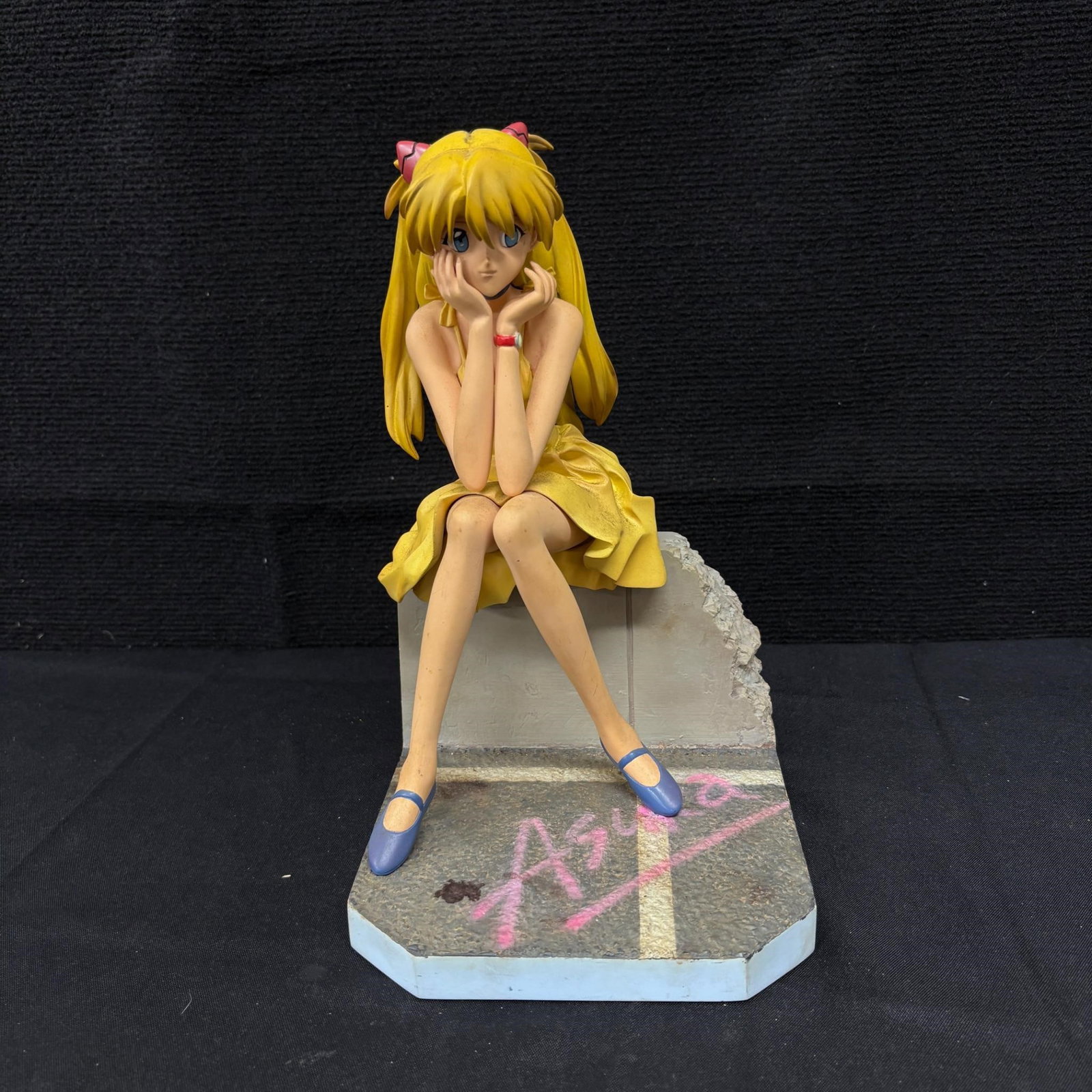 Asuna Waifu Girl Statue: Statues do not come in their original boxing. Statues may have minor damage, such as but not limited to scratches, color loss, wear, etc. Please look at photos carefully. All sales are final. Items so