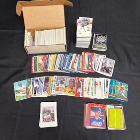 Mix of baseball Cards Aprx. 400