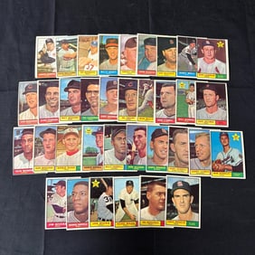 1961 Topps Baseball Card Lot