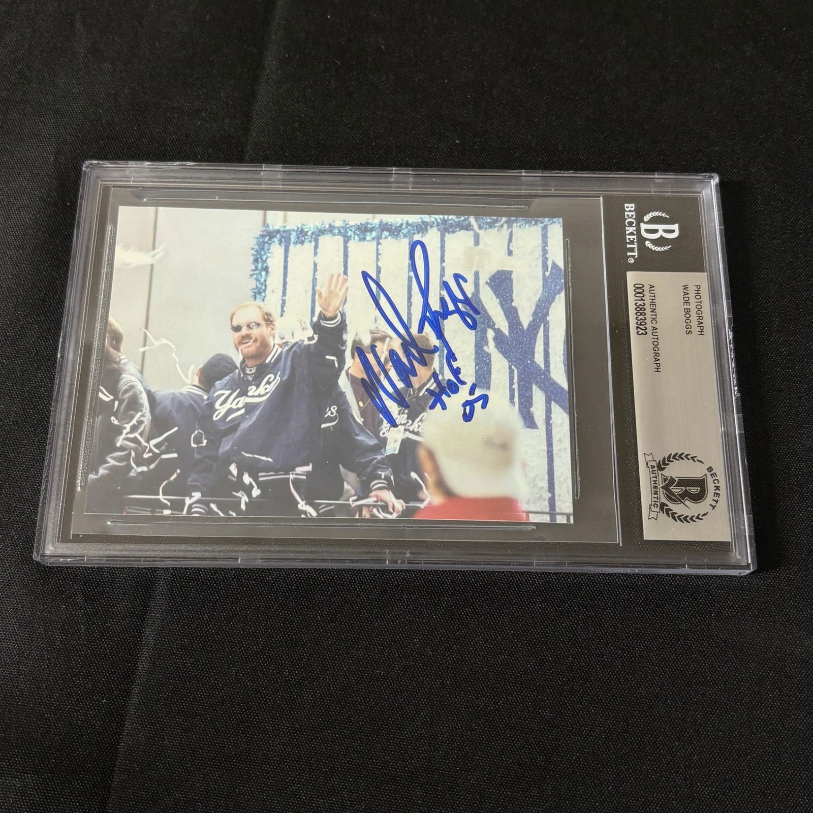 Wade Boggs Autographed Photo, Beckett (1 of 2)