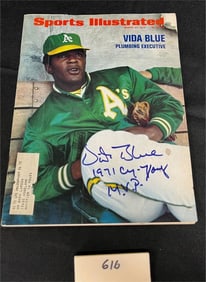 Vida Blue Signed 1972 Sports Illustrated