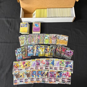 Modern Pokemon Card lot, VSTAR, V, EX +