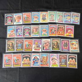 Large lot of 1985 & 1986 Garbage Pail Kids Cards