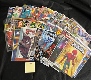 Mix of Marvel Comic Books w/Spider-man & Hulk