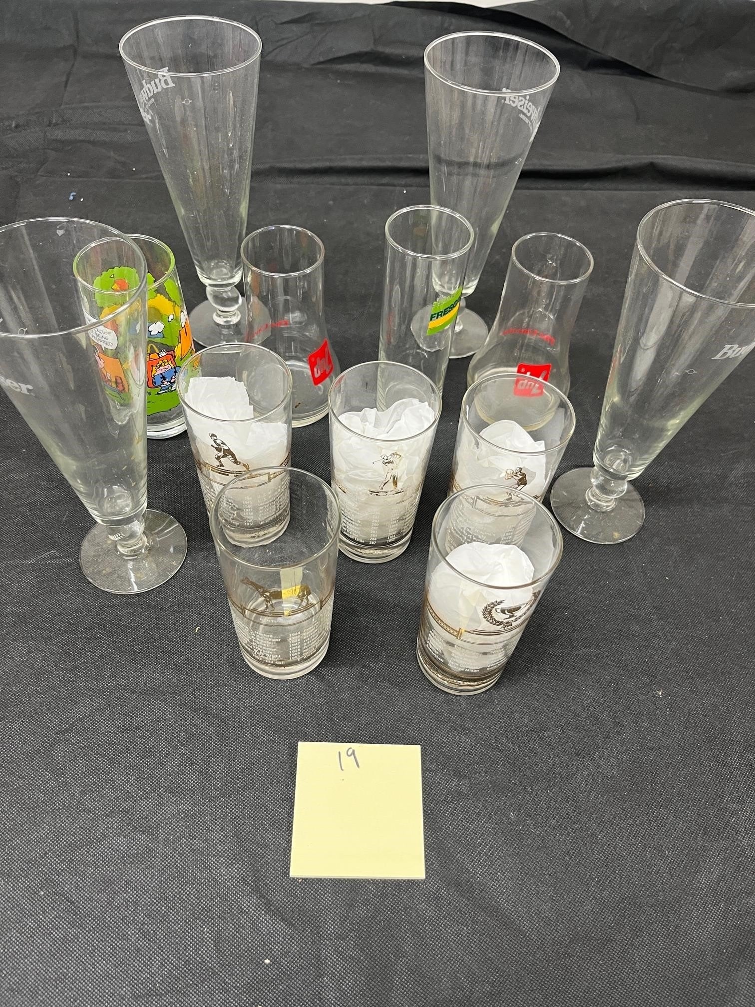 Vintage Sport Drinking Glasses +: included in this lot is a set of 1950s gold leaf champions glasses of various sports. All items are sold as is. Please look at pictures carefully to determine what you believe are the condition of eac