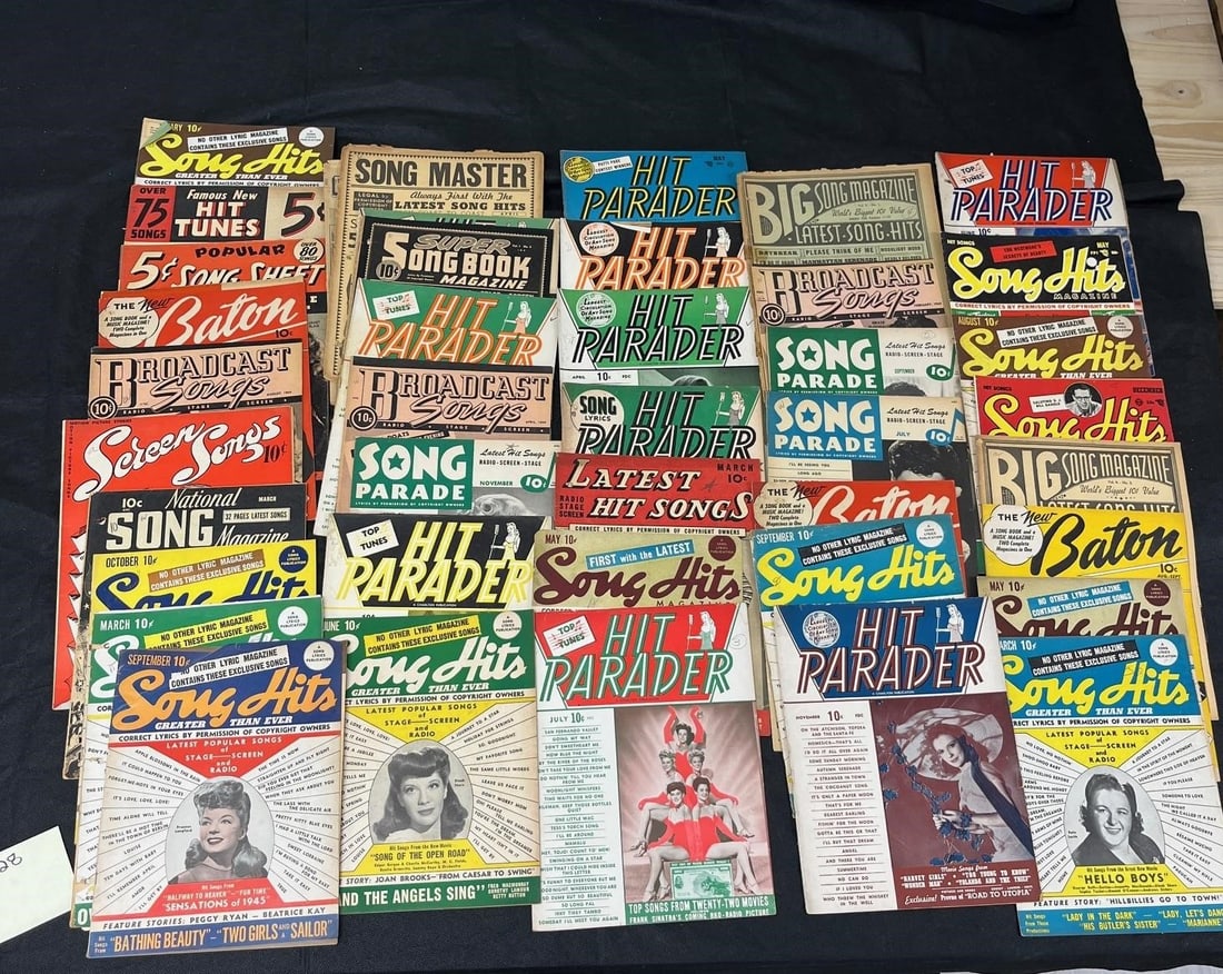 Large Group of Hit Parade Magazines Early Issues (1 of 1)