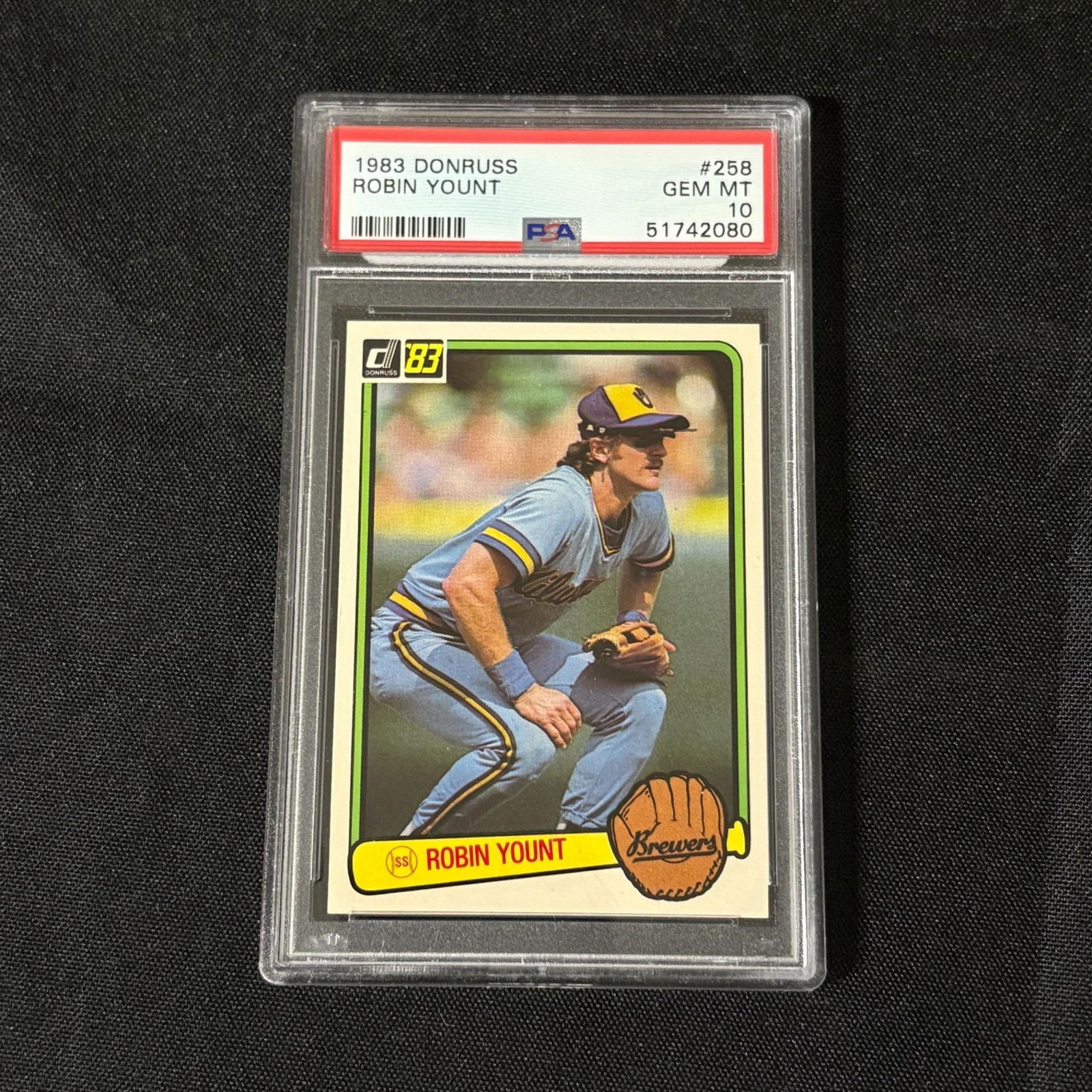 PSA 10 Robin Yount 1983 Donruss: PSA 10 Robin Yount #258 1983 Donruss Baseball Card. All items are sold as is. Please look at pictures carefully to determine what you believe are the condition of each lot. By choosing which card to u