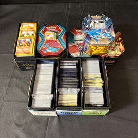 Bulk lot of Modern Pokemon Cards 1000+