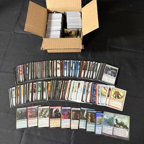 Large lot of Magic the Gathering Cards