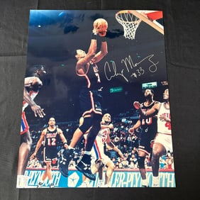 Alonzo Mourning Autographed Photo, COA