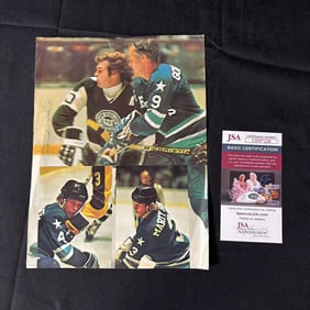 Gordie Howe Signed Page, JSA COA