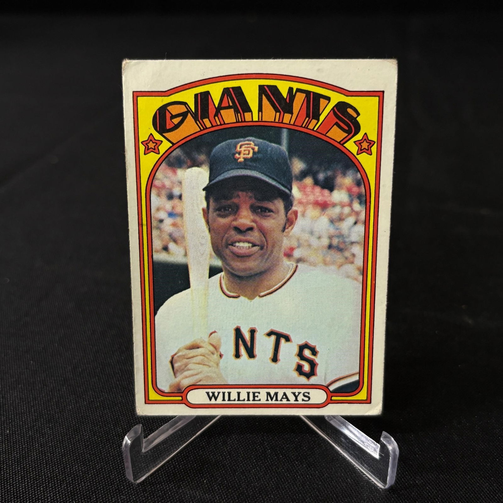 Willie Mays 1972 Topps #49 Baseball Card (1 of 2)