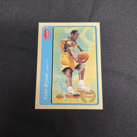 2004 Fleer Tradition HOF Kobe Bryant Card