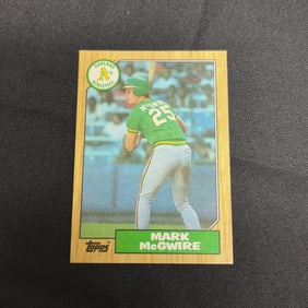 Rookie Card 1987 Topps Mark McGwire