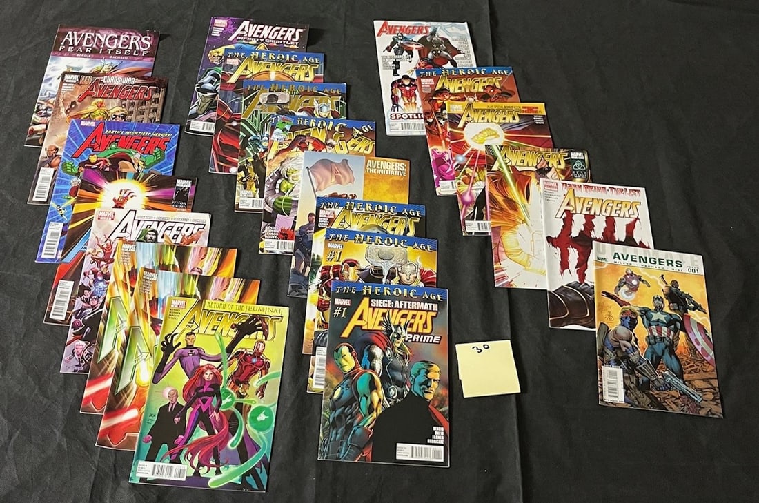 Avengers Modern Age Marvel Comics w/#1 Issue (1 of 1)