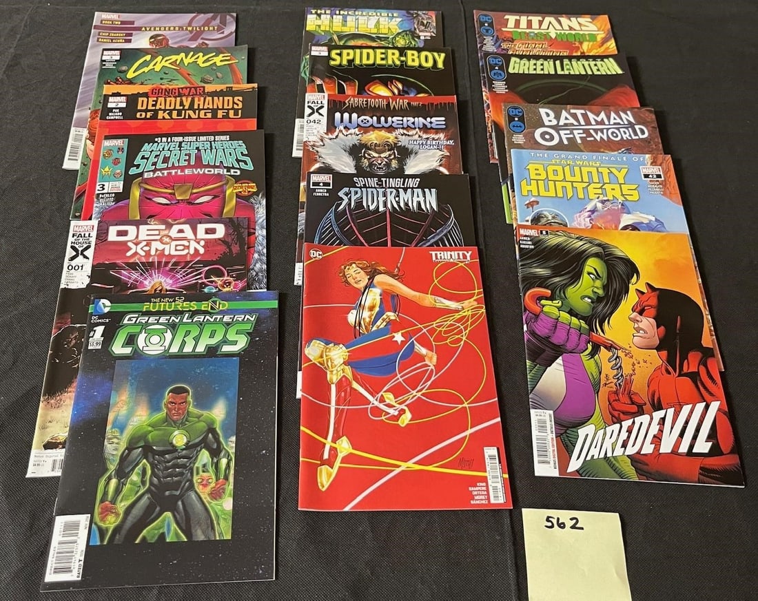 Marvel & DC Modern Comic Book Lot (1 of 1)